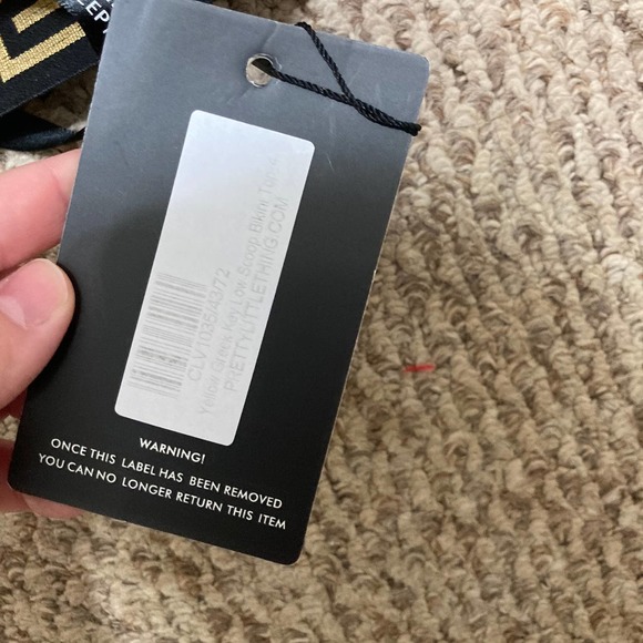 PrettyLittleThing Yellow Greek Key Low Scoop Bikini Top Cheeky Bottoms Size US 0 - Picture 8 of 15